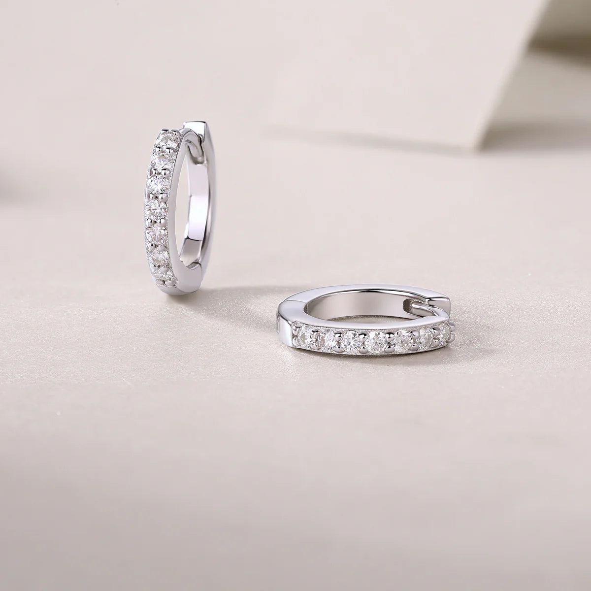 Fashionable Design Moissanite Silver Ear Rings