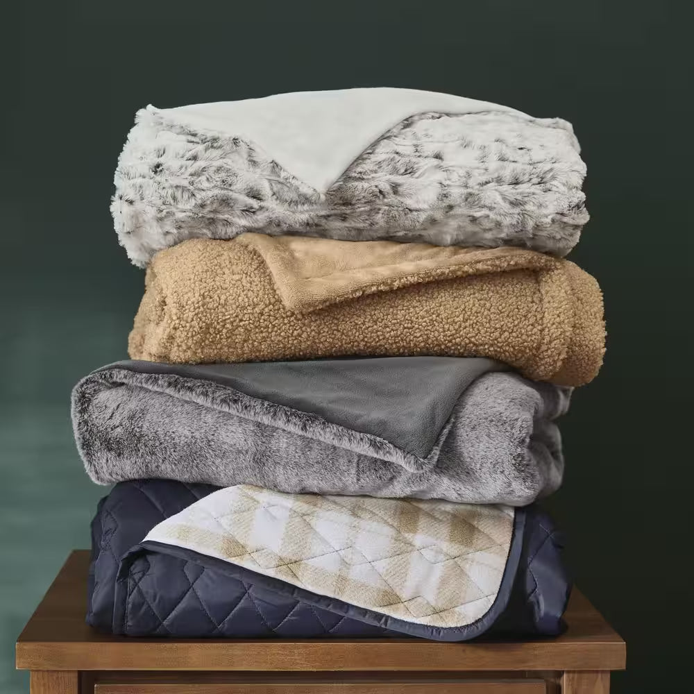 Medium Brown Cozy Teddy Bear Throw Blanket