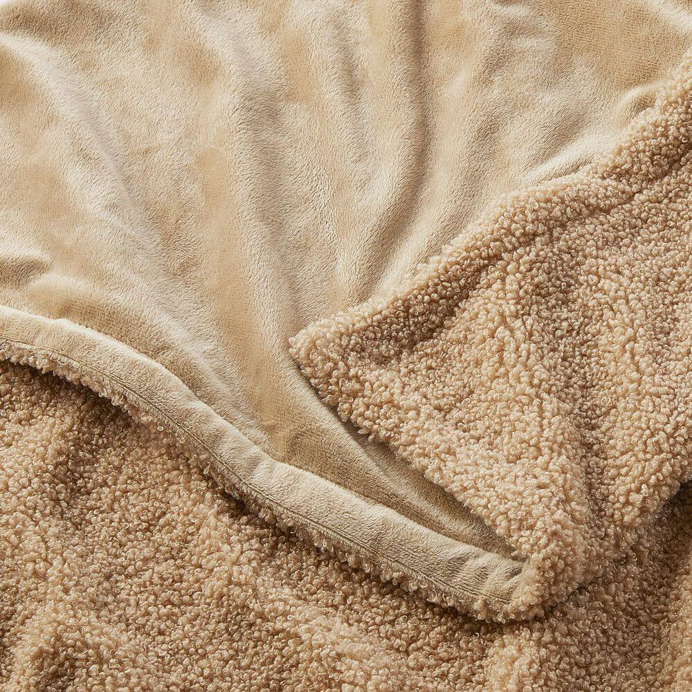 Medium Brown Cozy Teddy Bear Throw Blanket